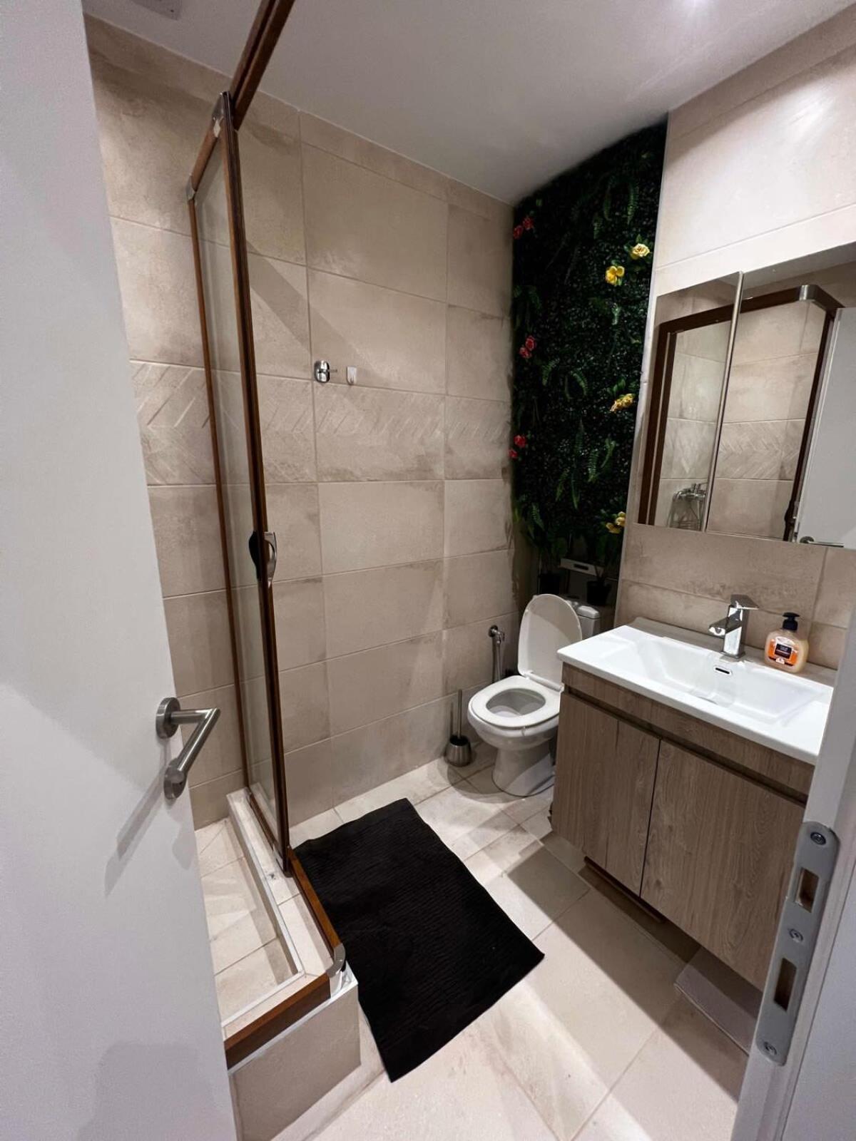 Cozy Modern Studio In Thessaloniki Apartment Exterior photo